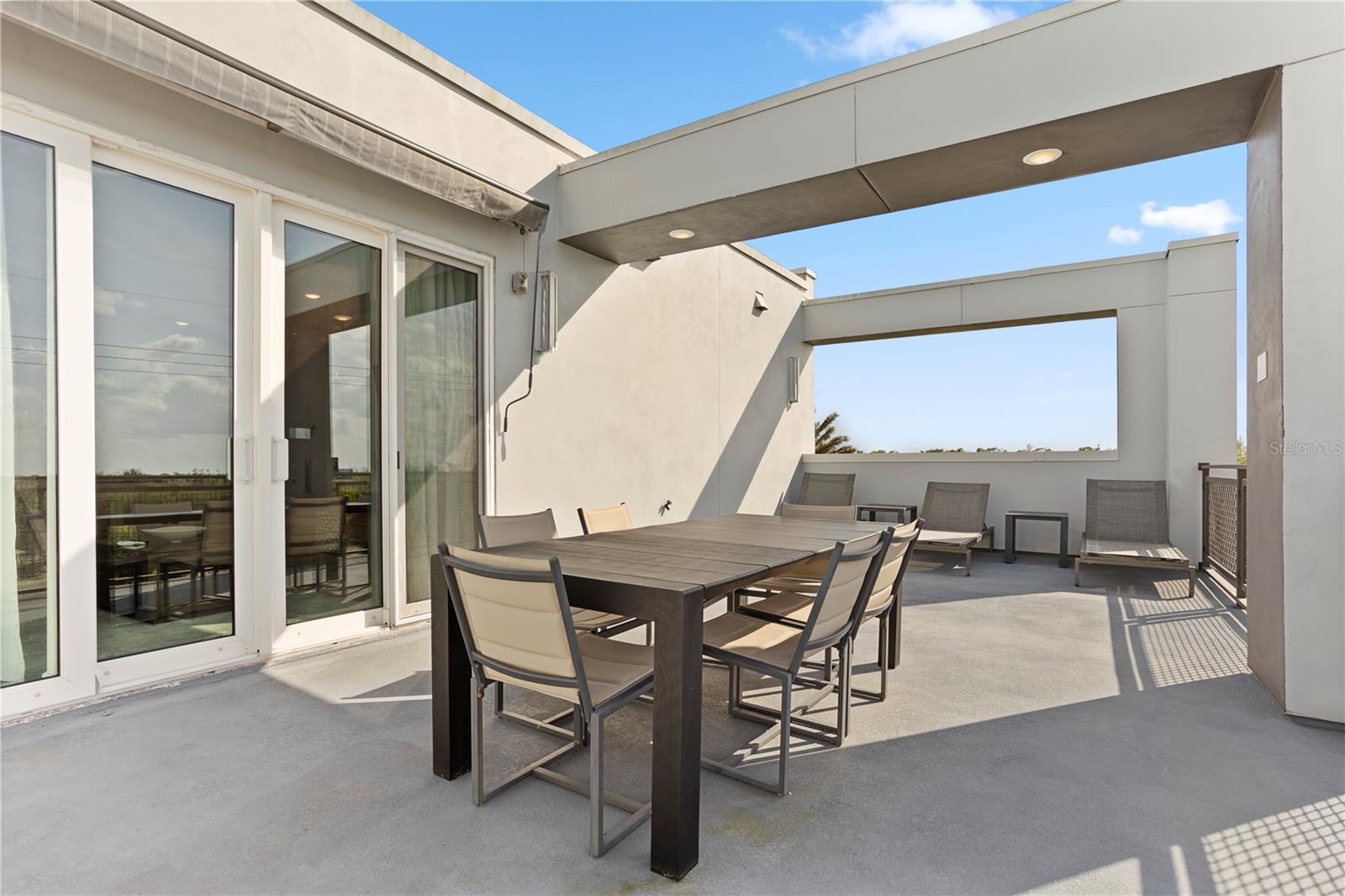 SPECTRUM AT REUNION CONDO PH 2A & 2B - Residential