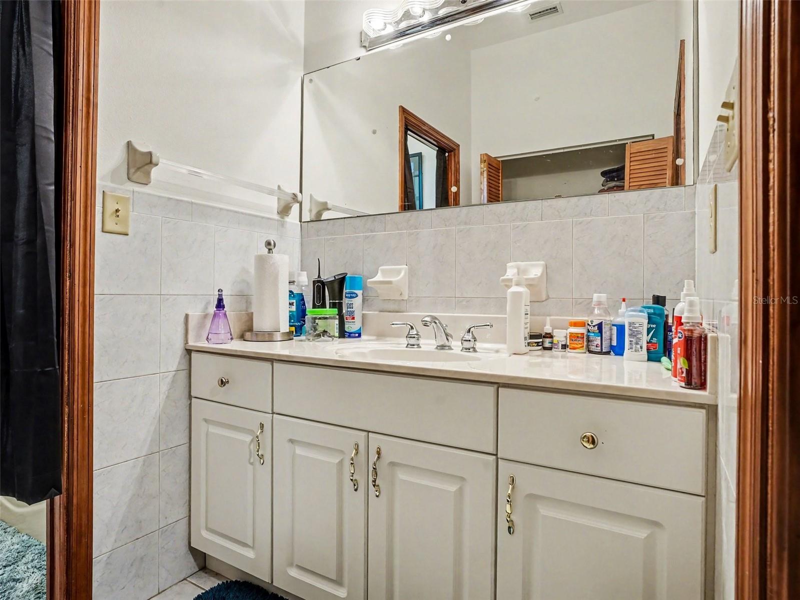 CAPE ORL ESTS UT 9A - Residential