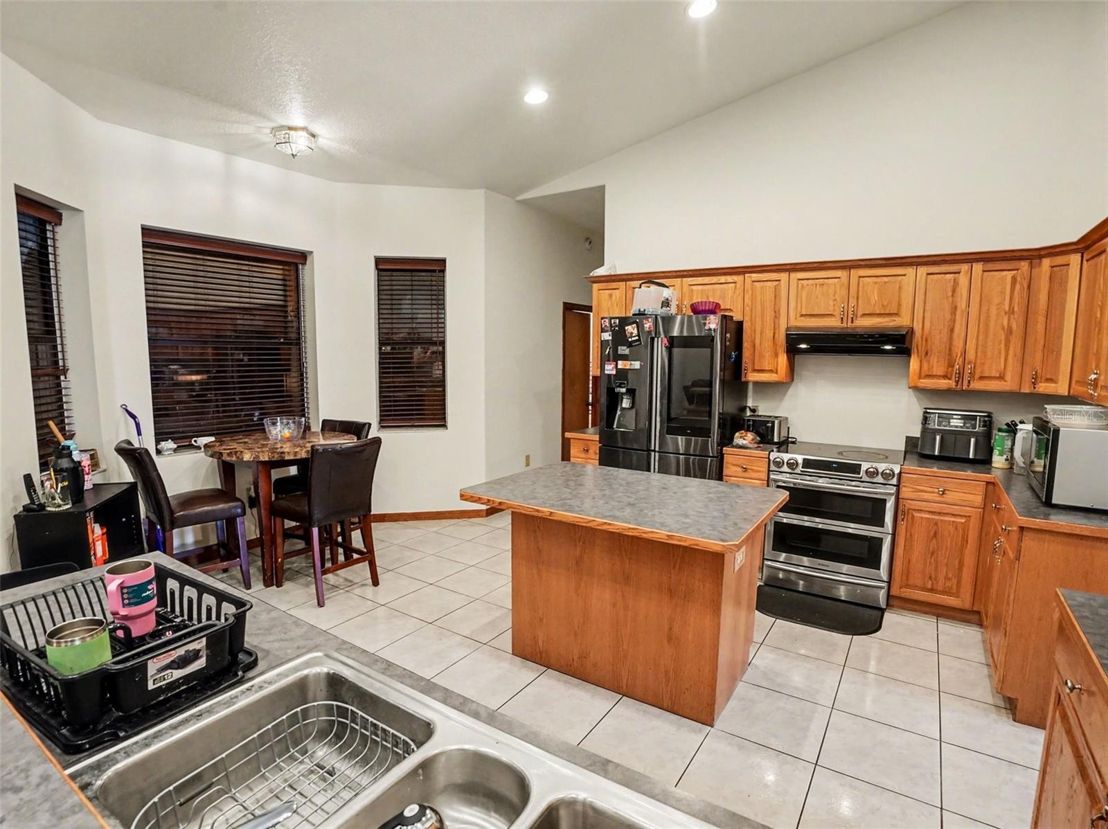 CAPE ORL ESTS UT 9A - Residential