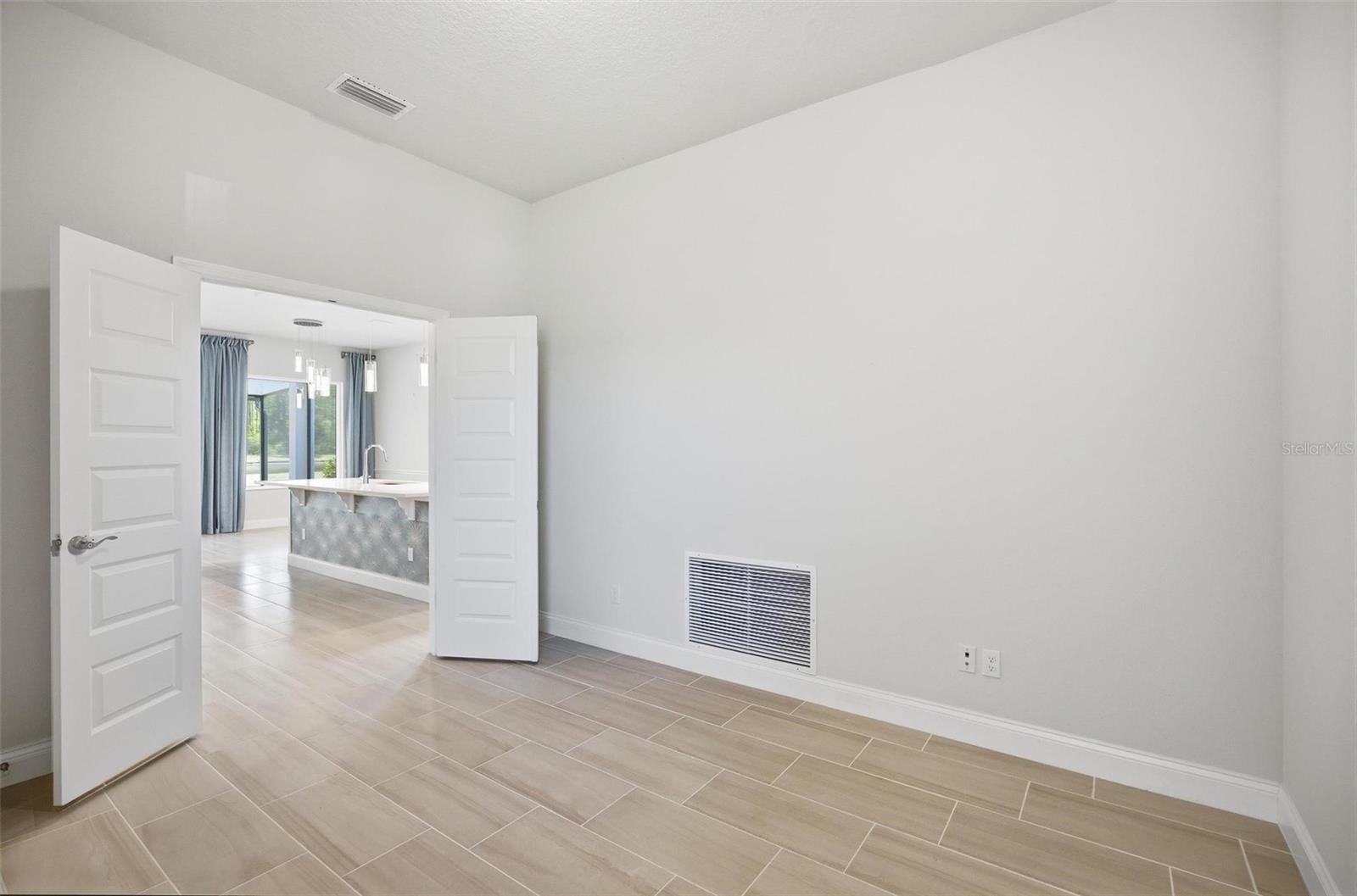 GABLES/TOWN CENTER - Residential