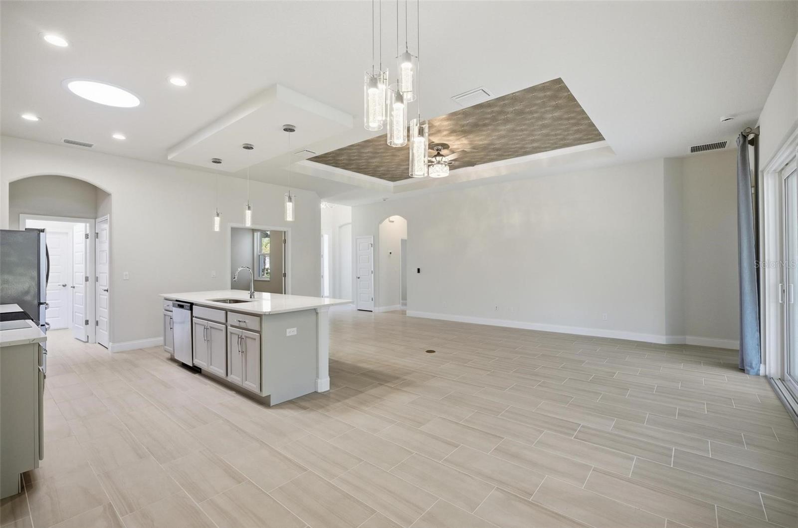 GABLES/TOWN CENTER - Residential