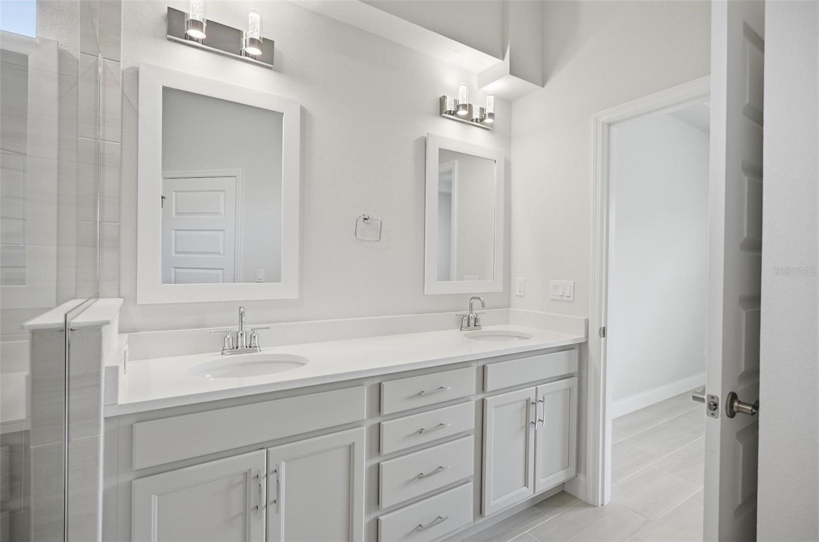 GABLES/TOWN CENTER - Residential