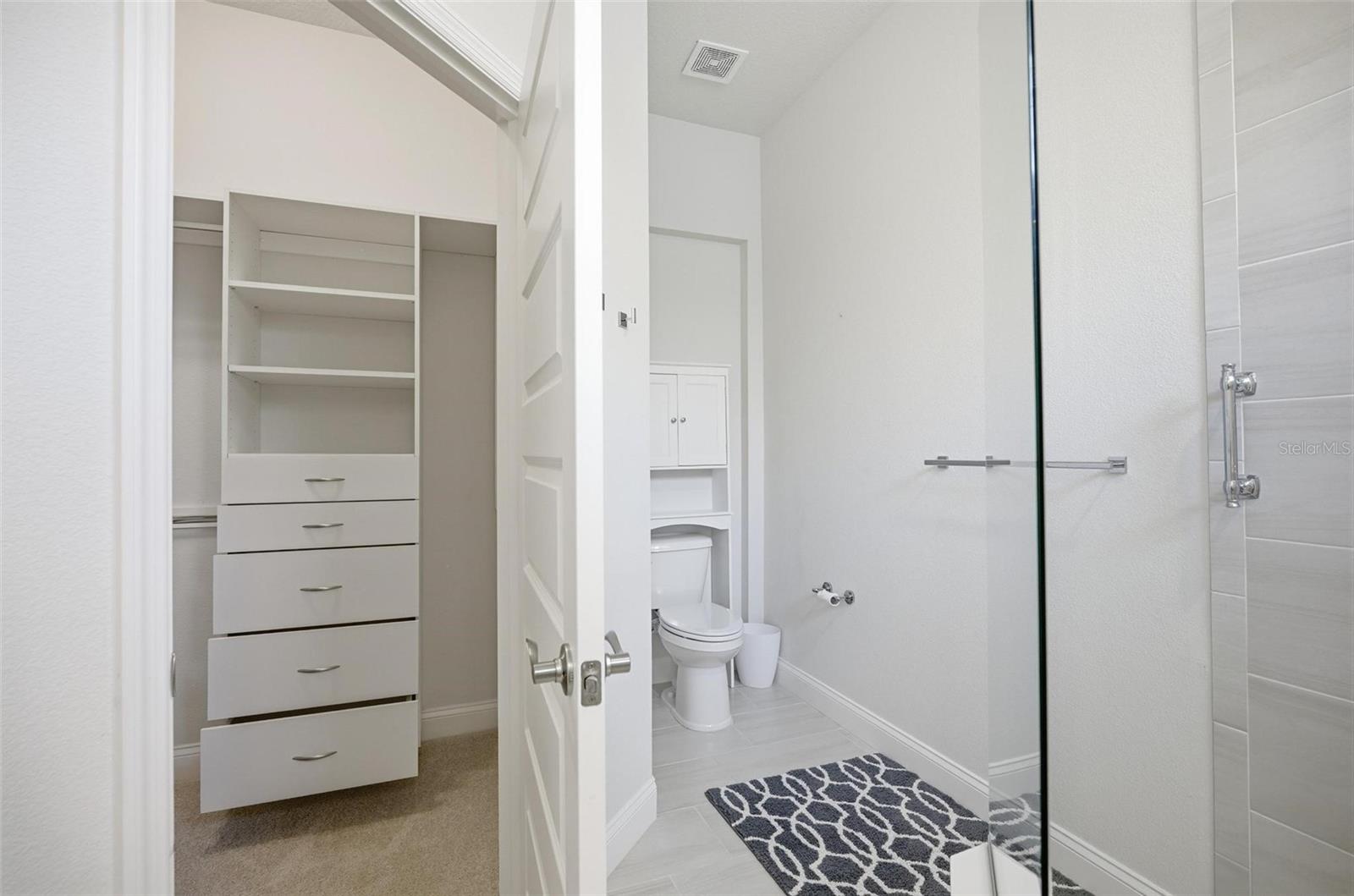 GABLES/TOWN CENTER - Residential