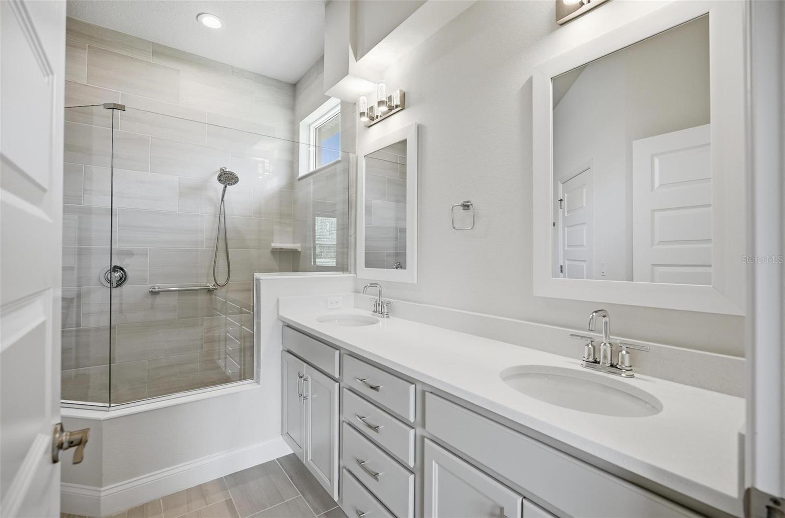 GABLES/TOWN CENTER - Residential