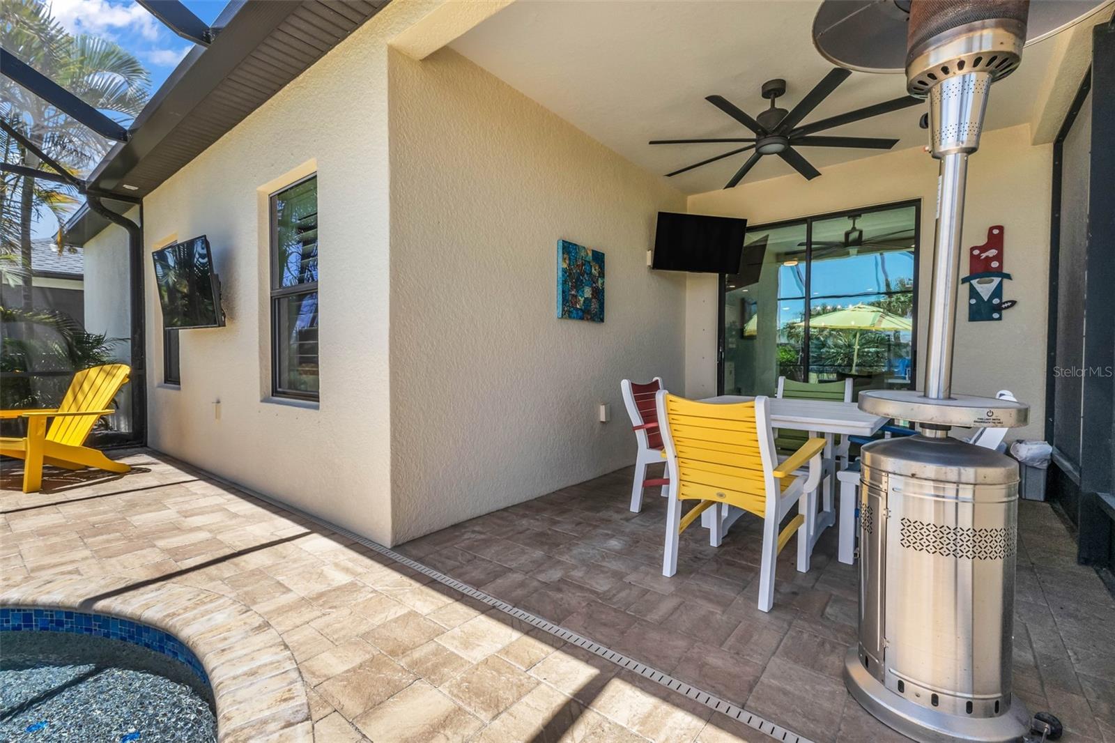 RIVER CLUB - Residential