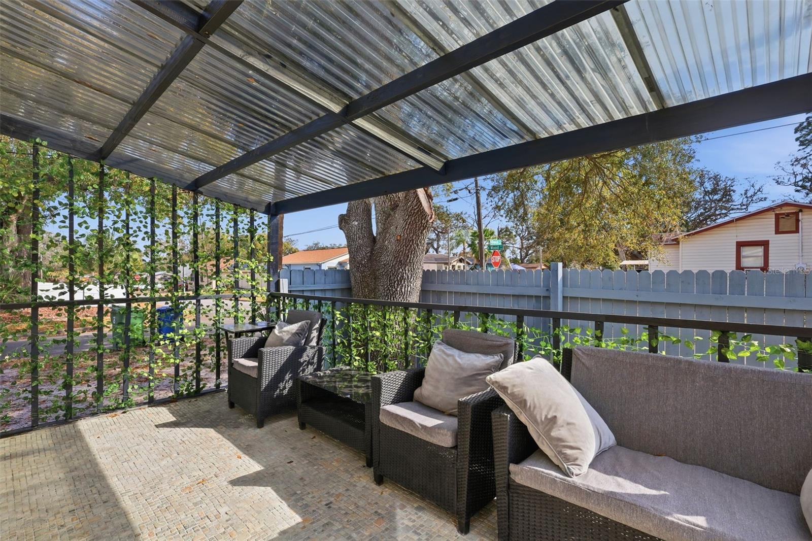 8514 N BRANCH AVENUE