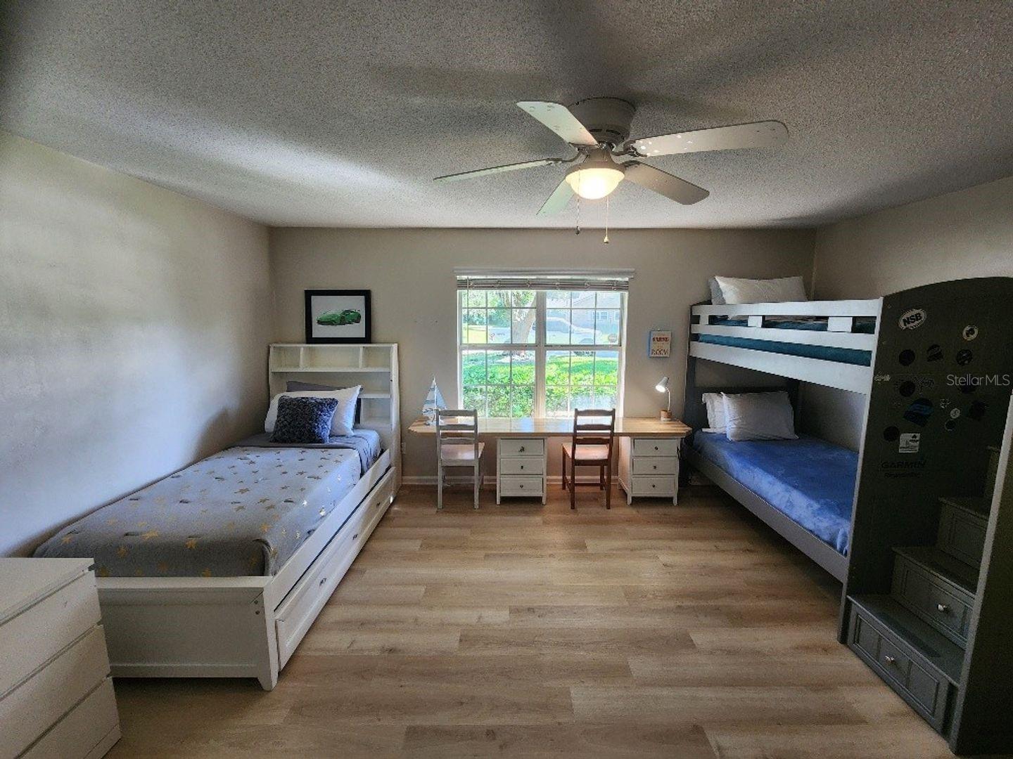 FAIRGREEN UNIT 06 - Residential Lease