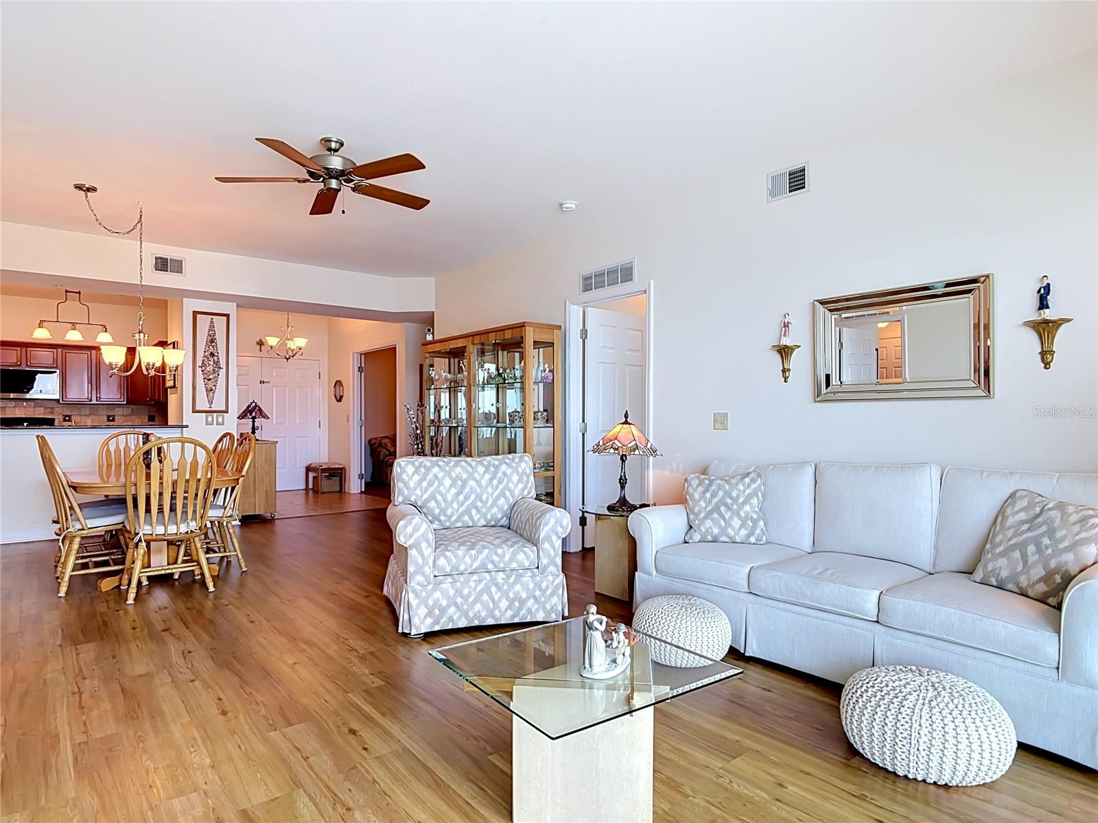 HALIFAX LANDING - Residential