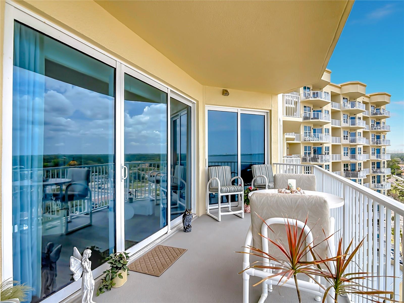 HALIFAX LANDING - Residential