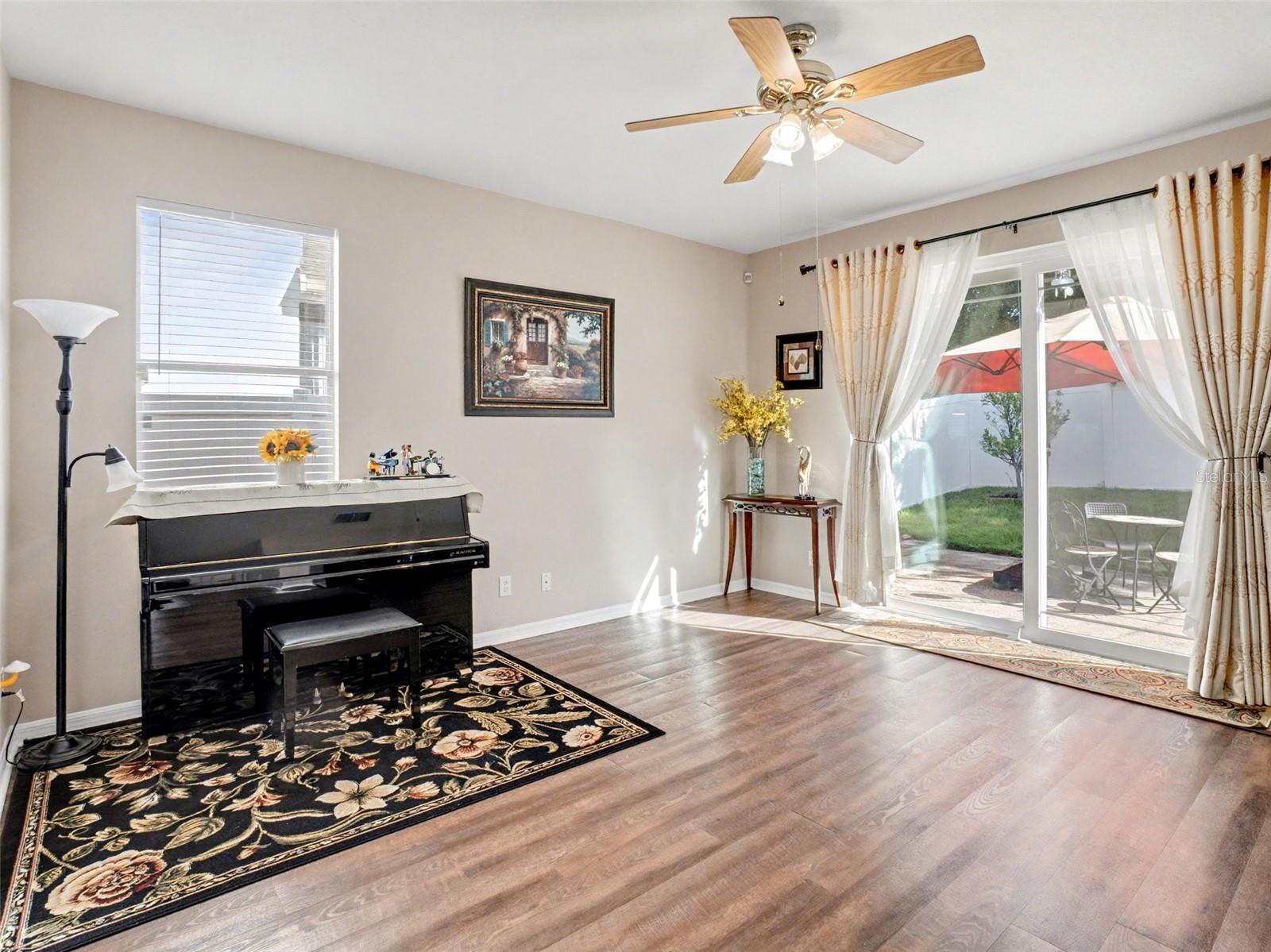 UNIVERSITY PINES - Residential