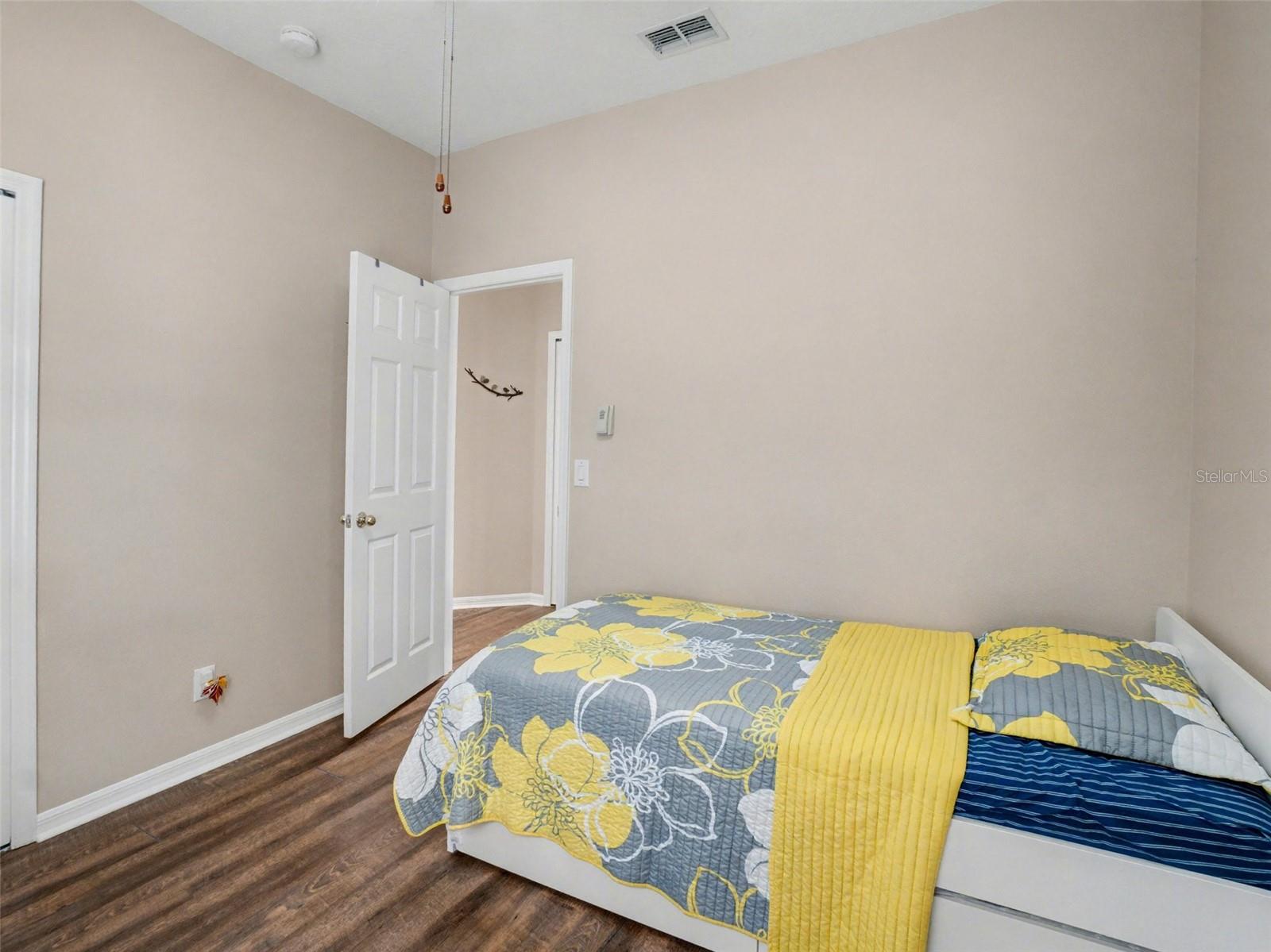 UNIVERSITY PINES - Residential