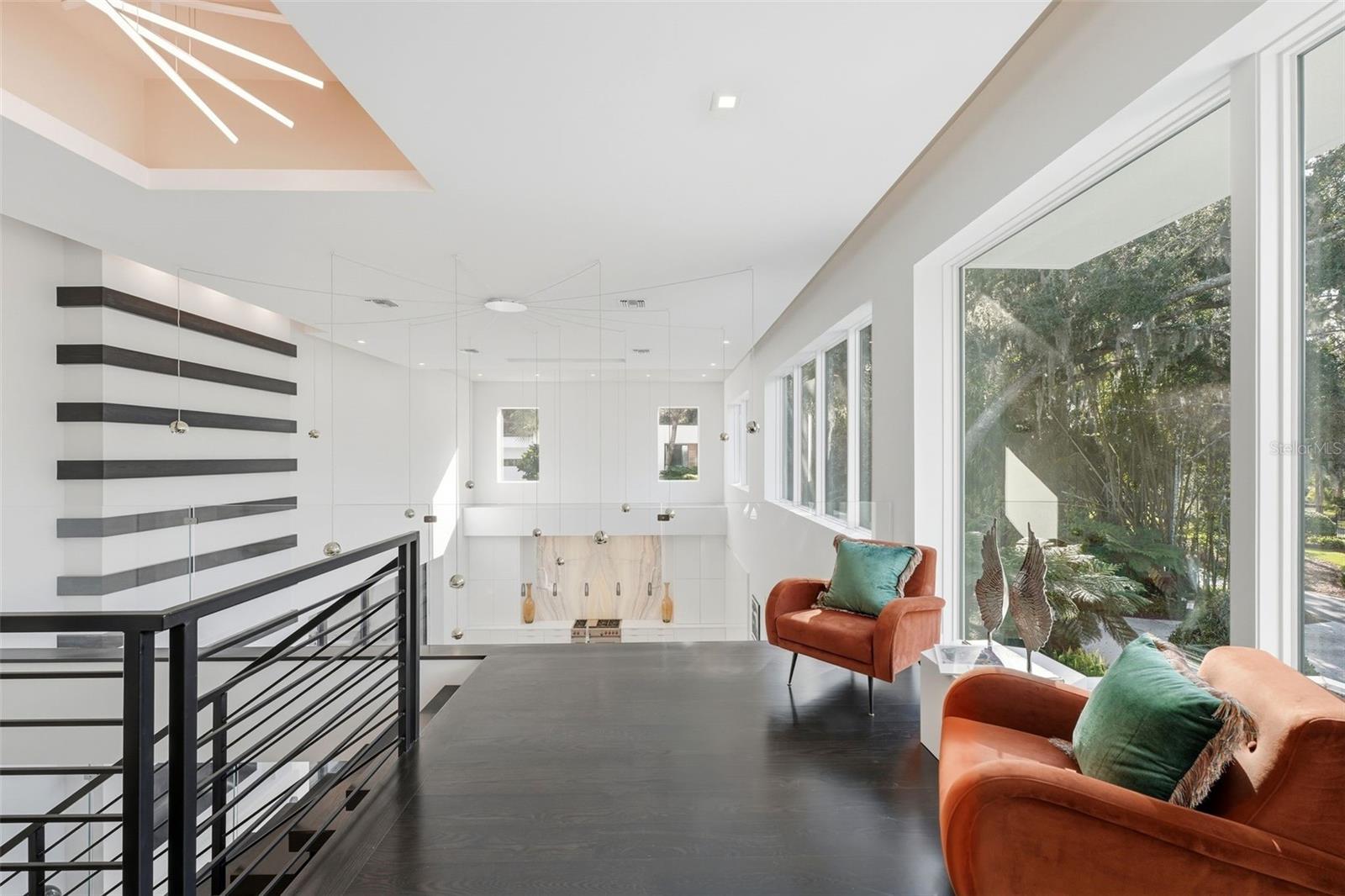 LAKE MAITLAND OWL PRESERVE - Residential