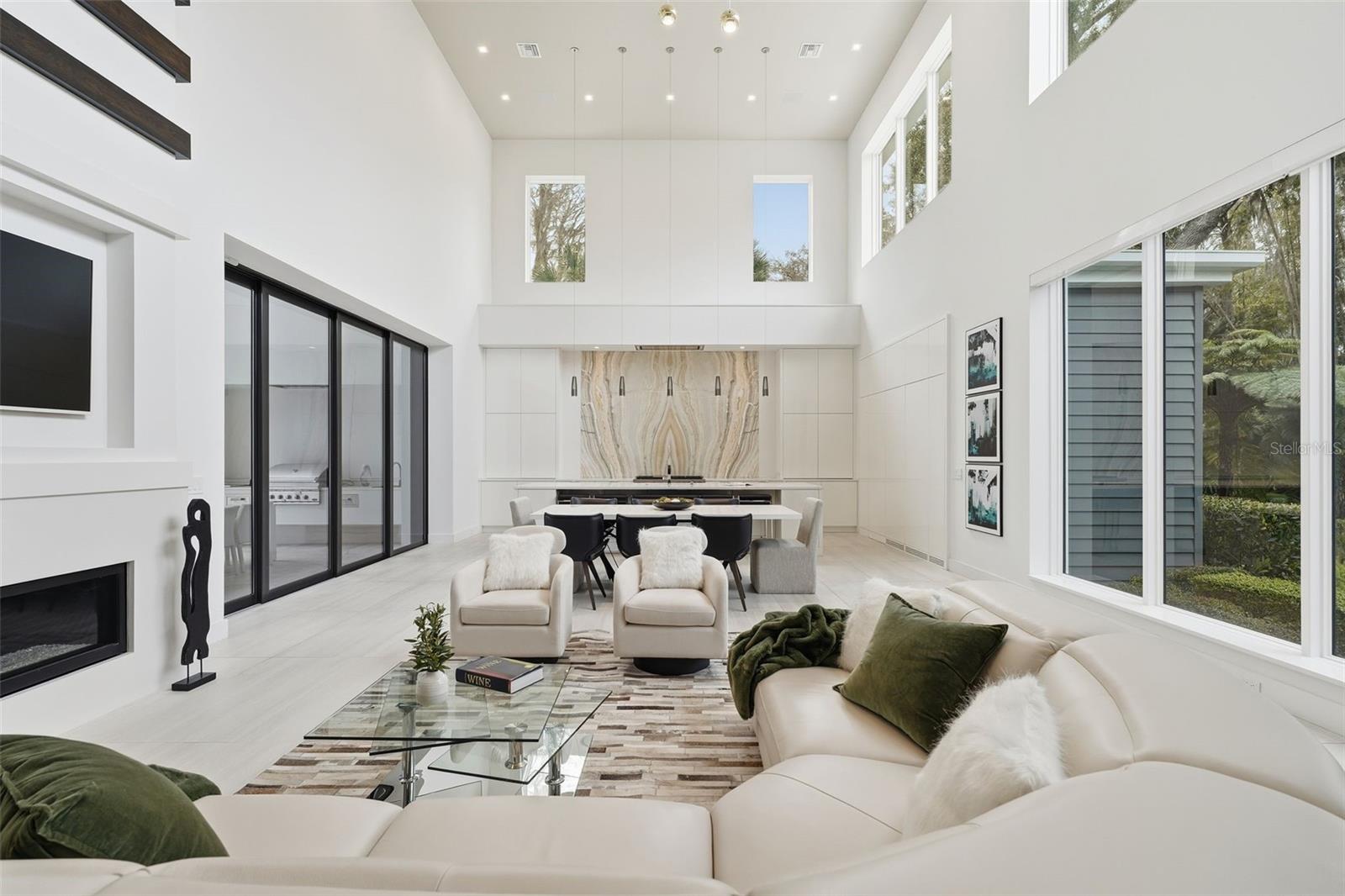 LAKE MAITLAND OWL PRESERVE - Residential