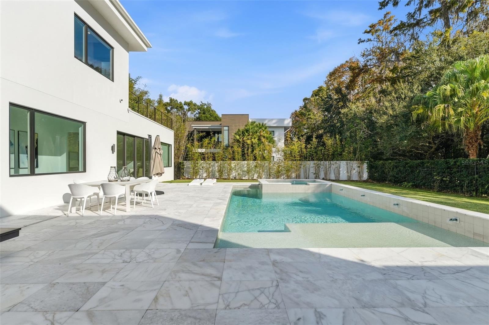 LAKE MAITLAND OWL PRESERVE - Residential