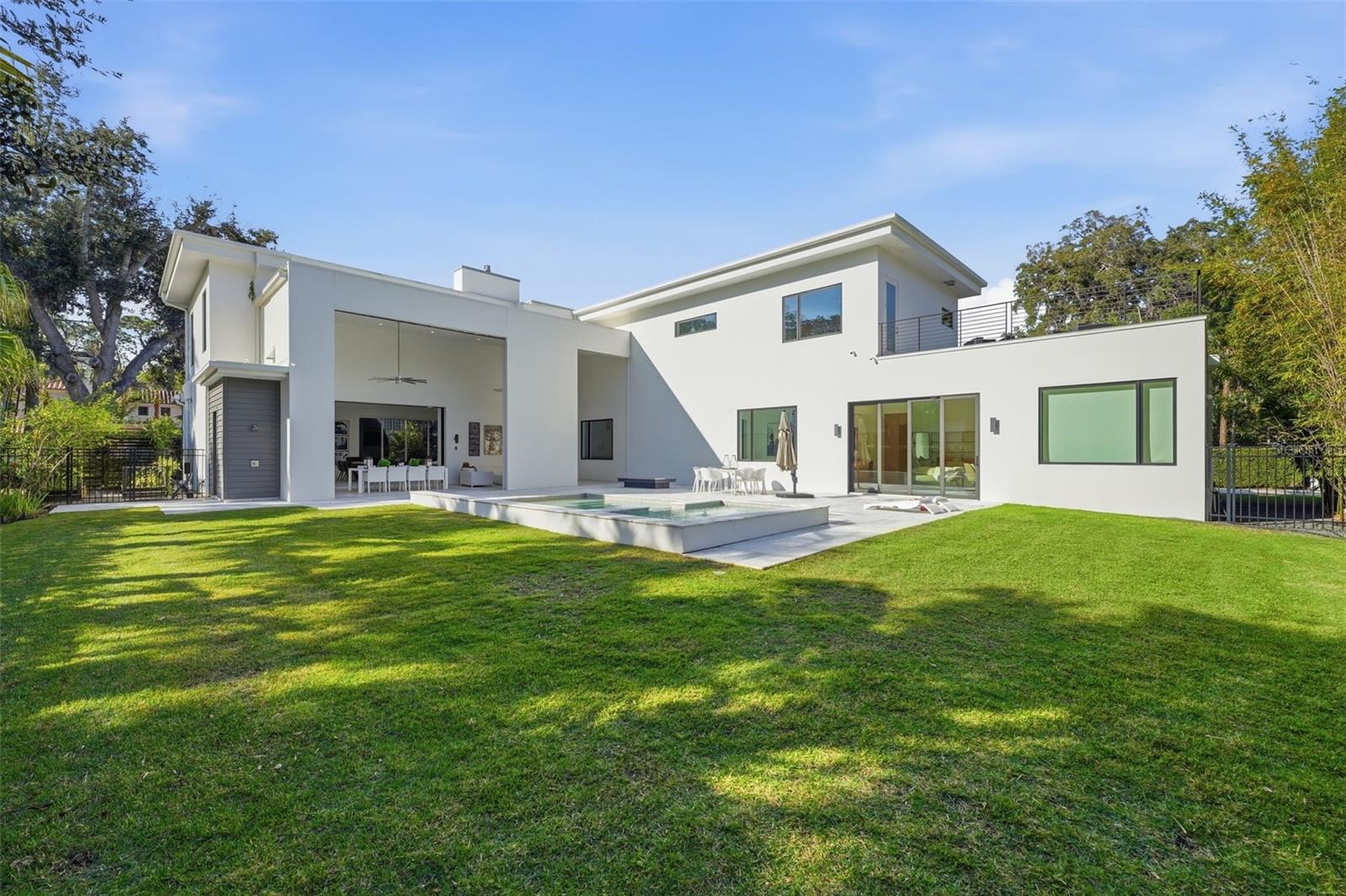 LAKE MAITLAND OWL PRESERVE - Residential