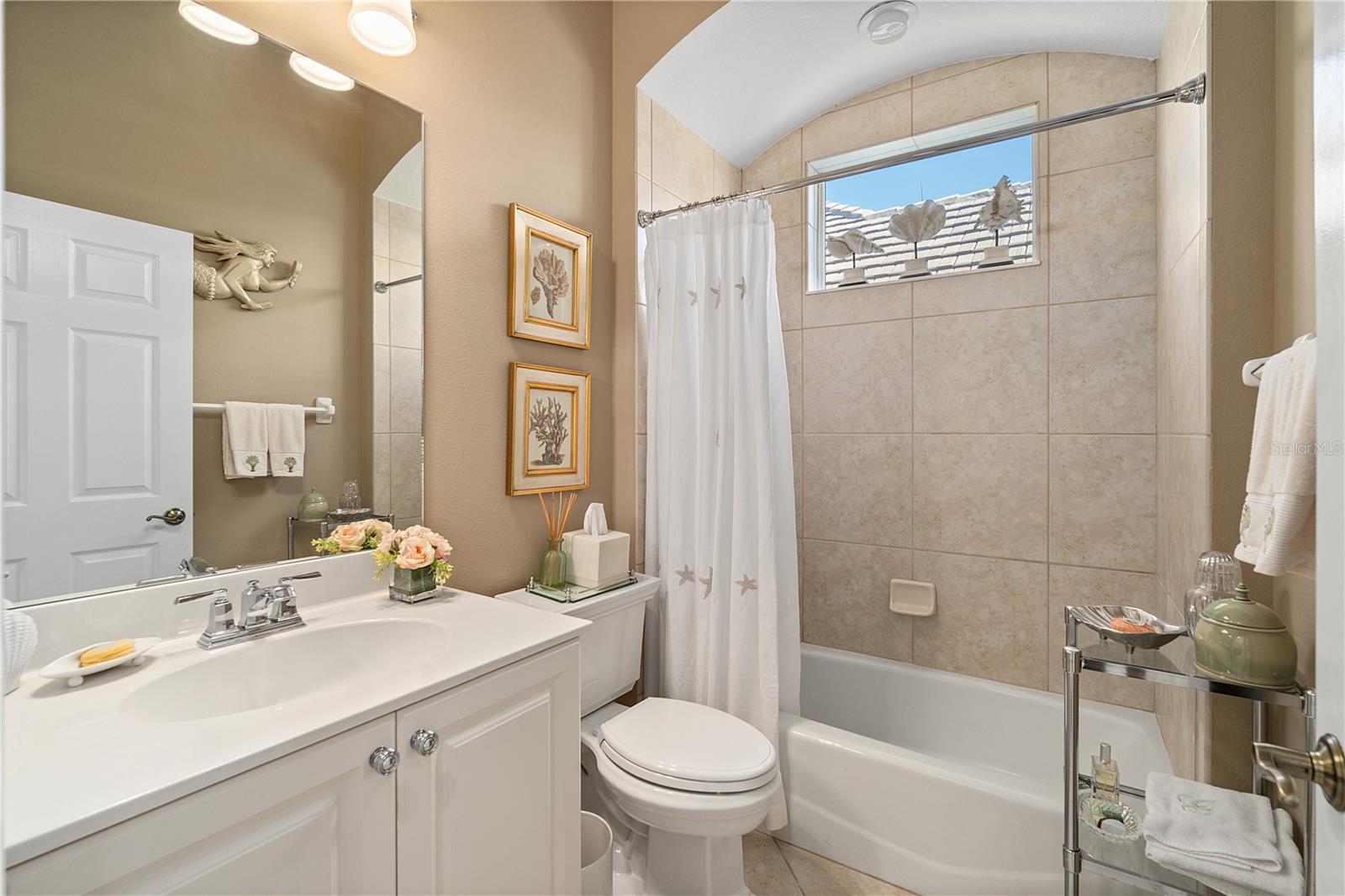 LAKEWOOD RANCH COUNTRY CLUB VILLAGE - Residential