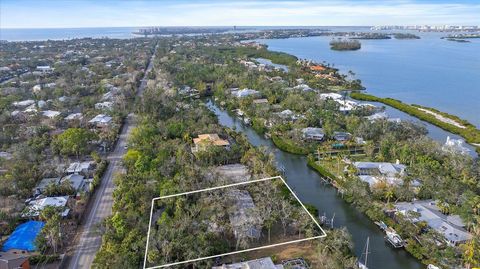 Photo of 5225 Hidden Harbor Road, Sarasota, FL 34242 (MLS # A4638854)