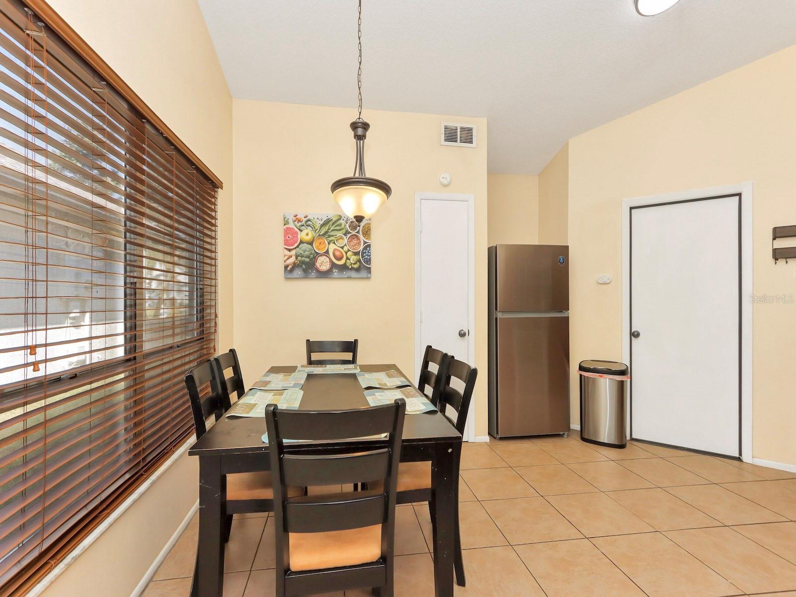 LINDFIELDS UNIT 1 - Residential