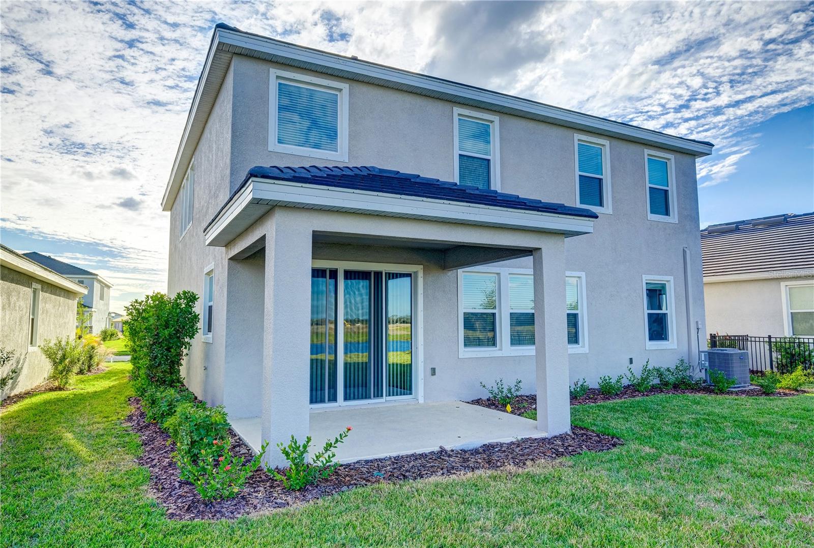 STAR FARMS AT LAKEWOOD RANCH - Residential Lease