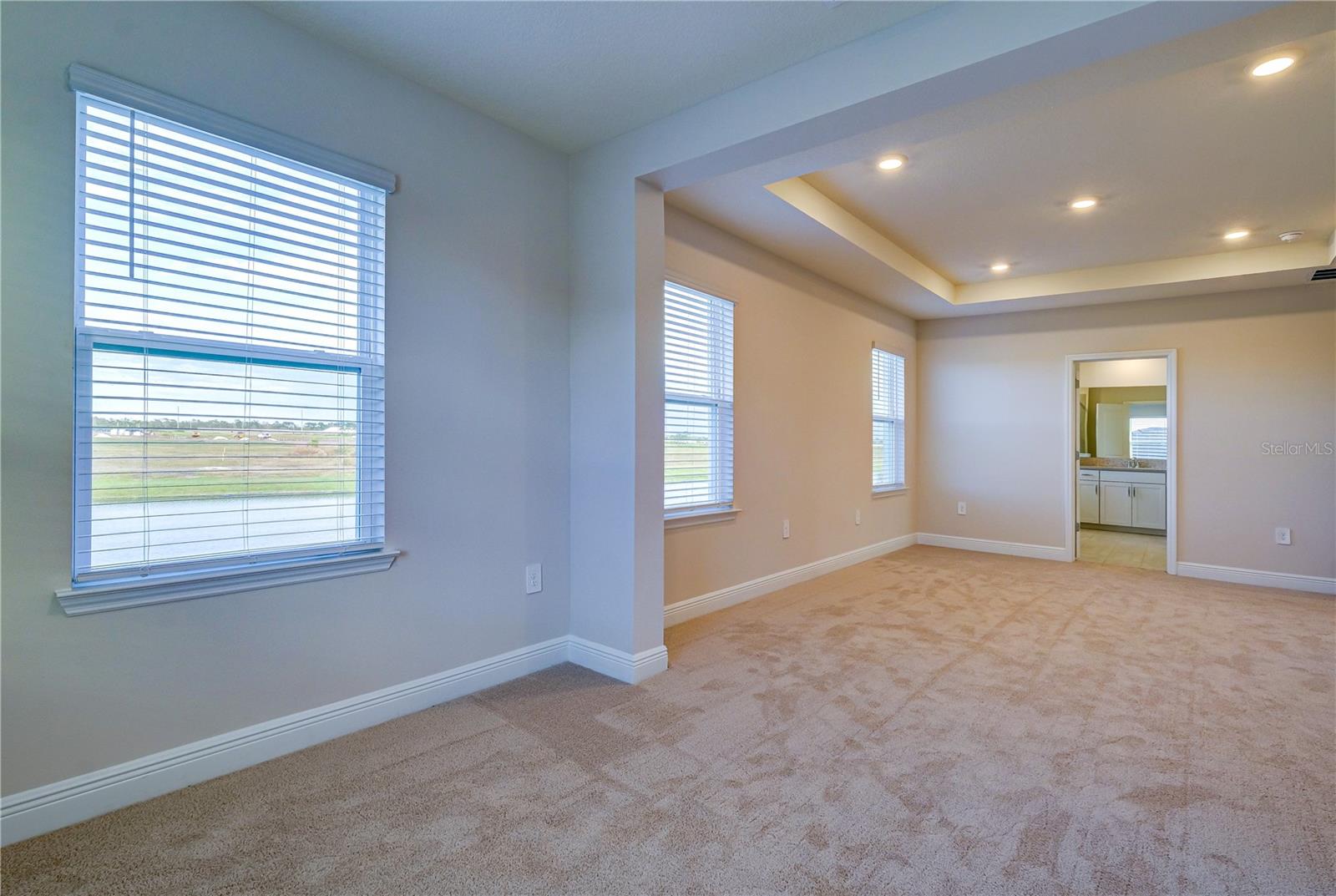 STAR FARMS AT LAKEWOOD RANCH - Residential Lease