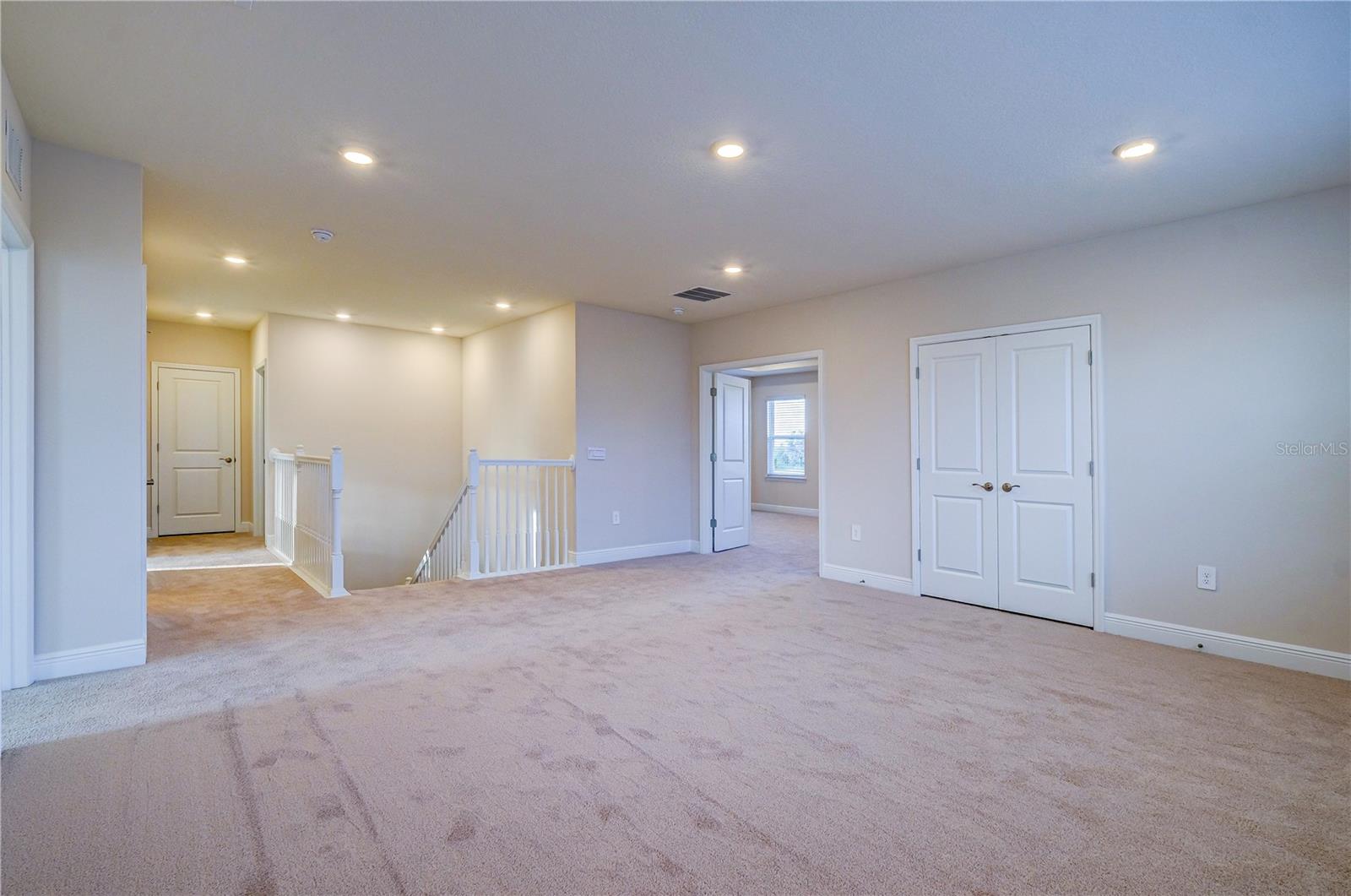 STAR FARMS AT LAKEWOOD RANCH - Residential Lease