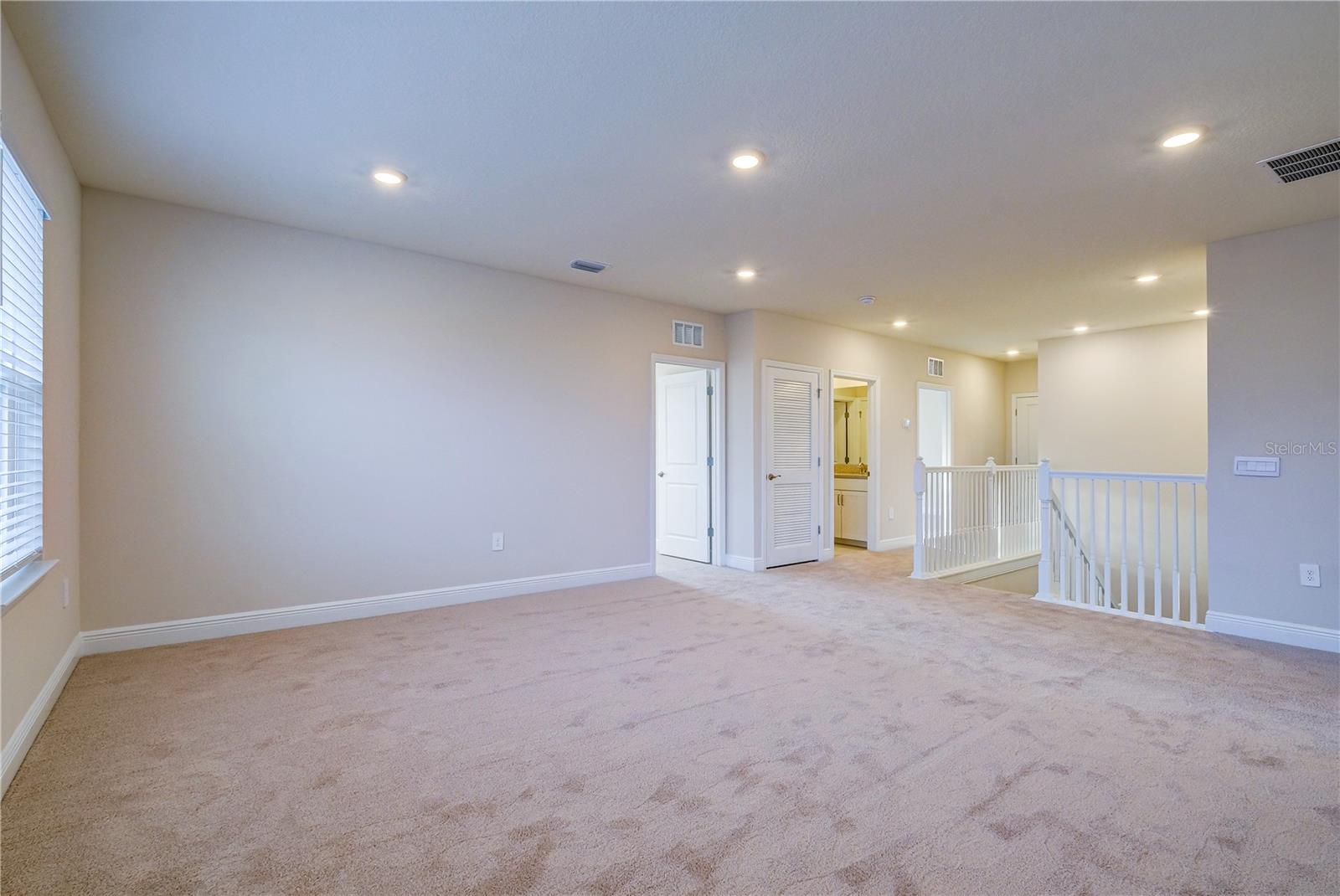 STAR FARMS AT LAKEWOOD RANCH - Residential Lease