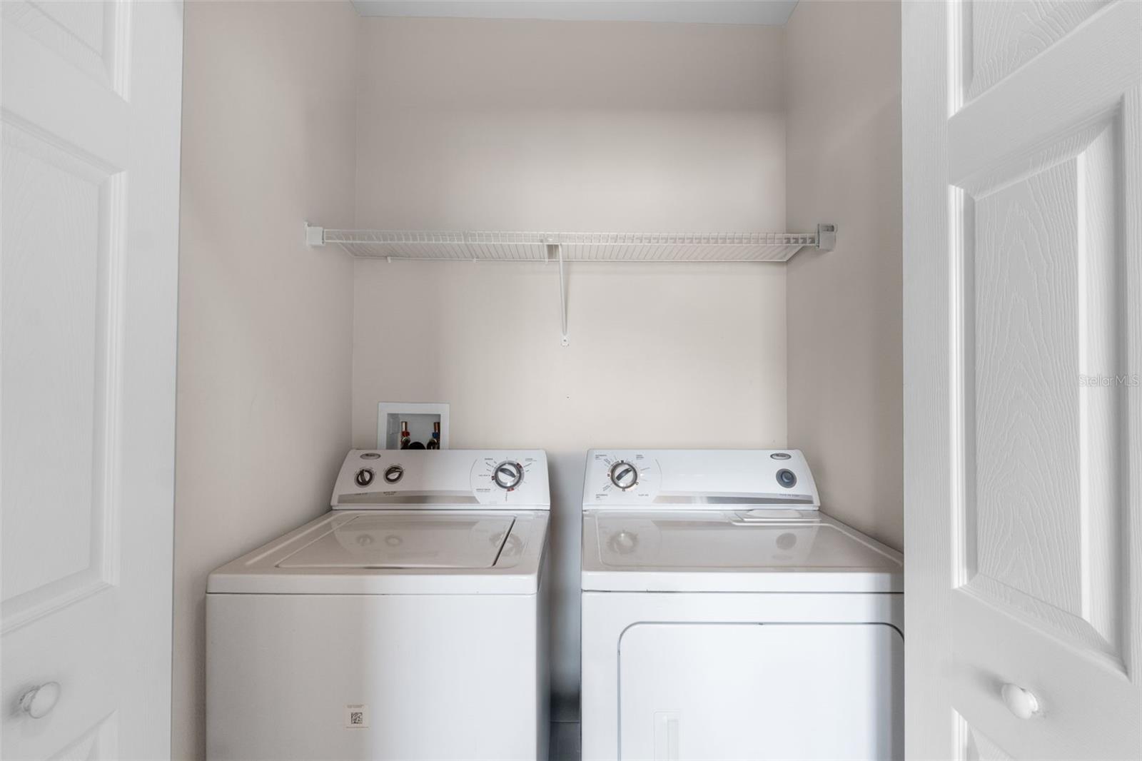 OAKWATER CONDO PH 20-23 - Residential