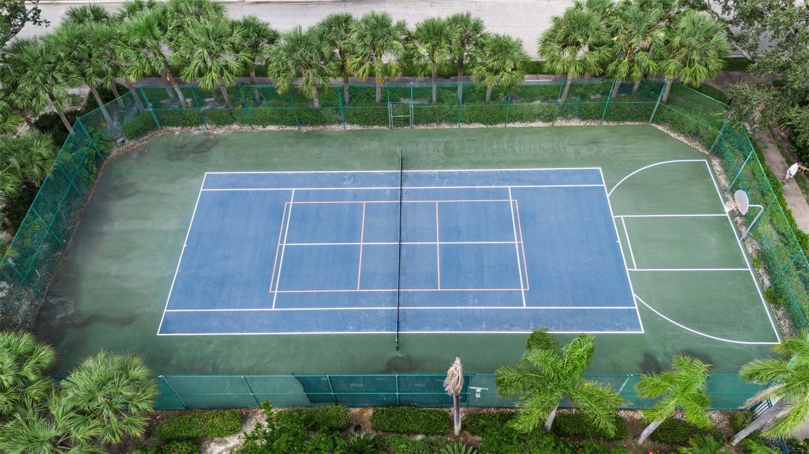 CARLYLE AT VILLAGES OF PALM-AIRE - Residential
