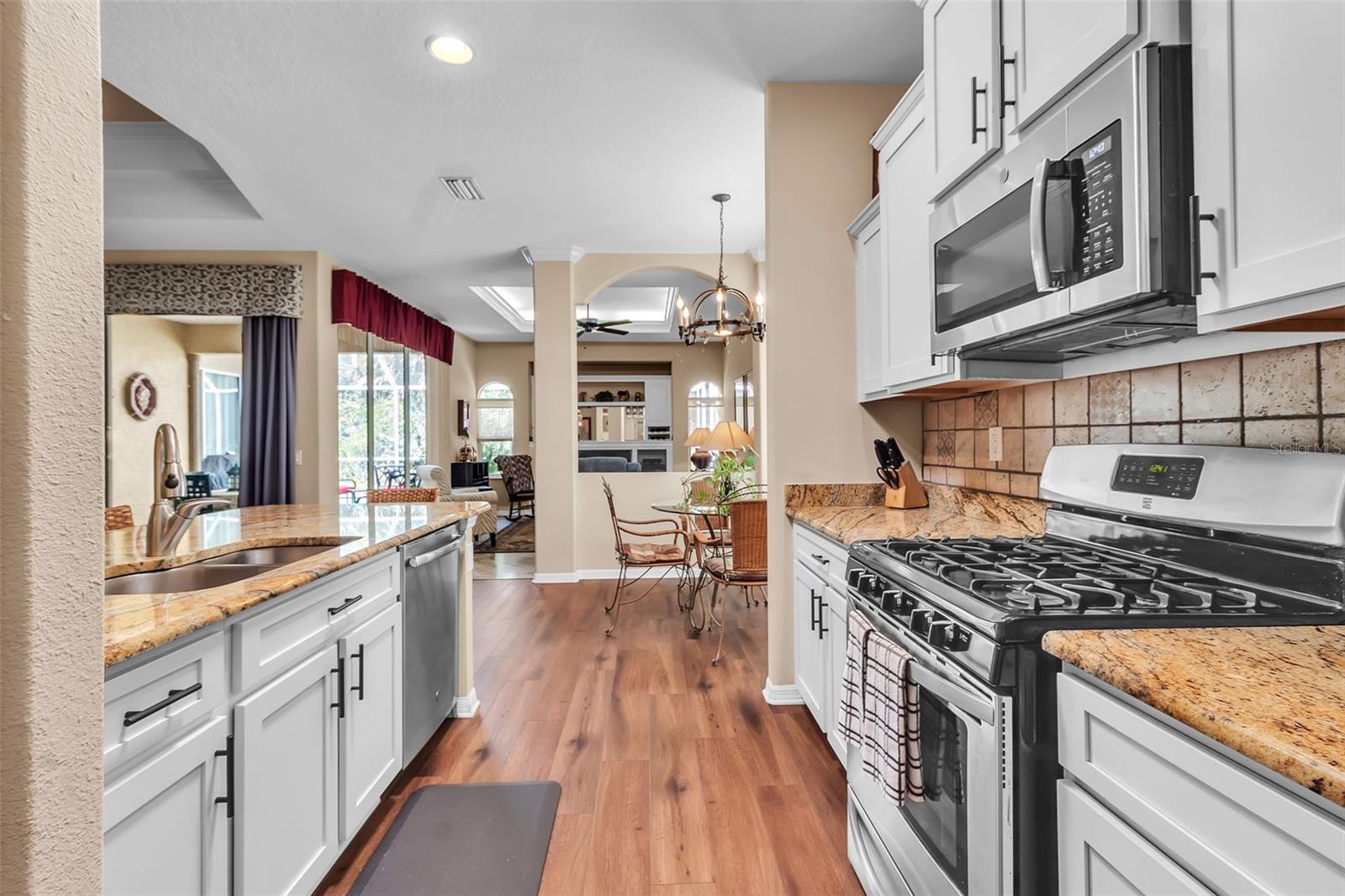 CARLYLE AT VILLAGES OF PALM-AIRE - Residential