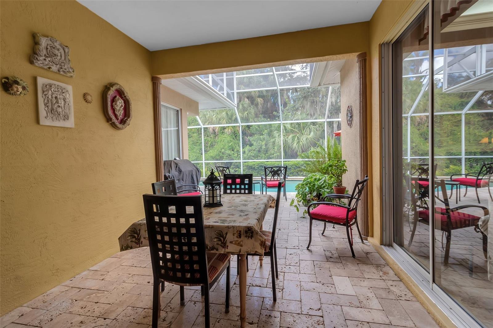 CARLYLE AT VILLAGES OF PALM-AIRE - Residential