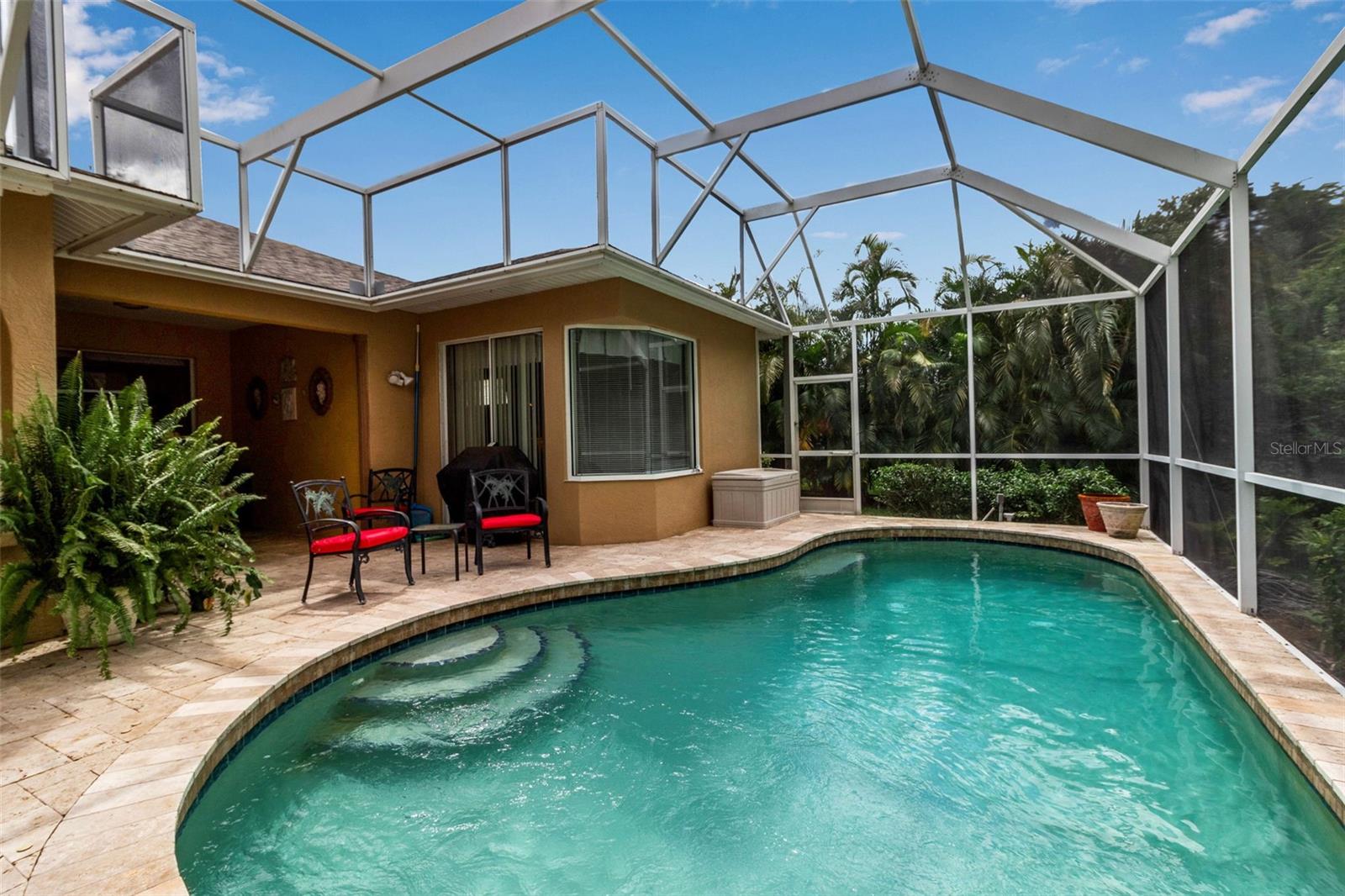 CARLYLE AT VILLAGES OF PALM-AIRE - Residential