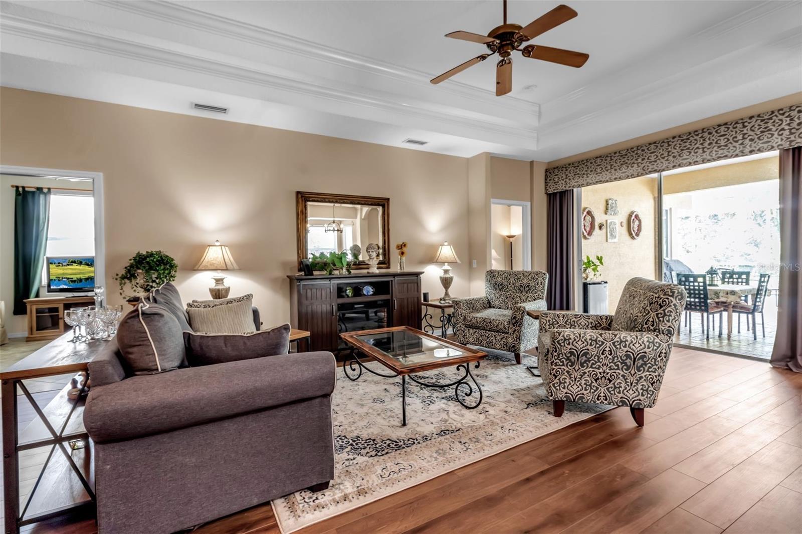 CARLYLE AT VILLAGES OF PALM-AIRE - Residential