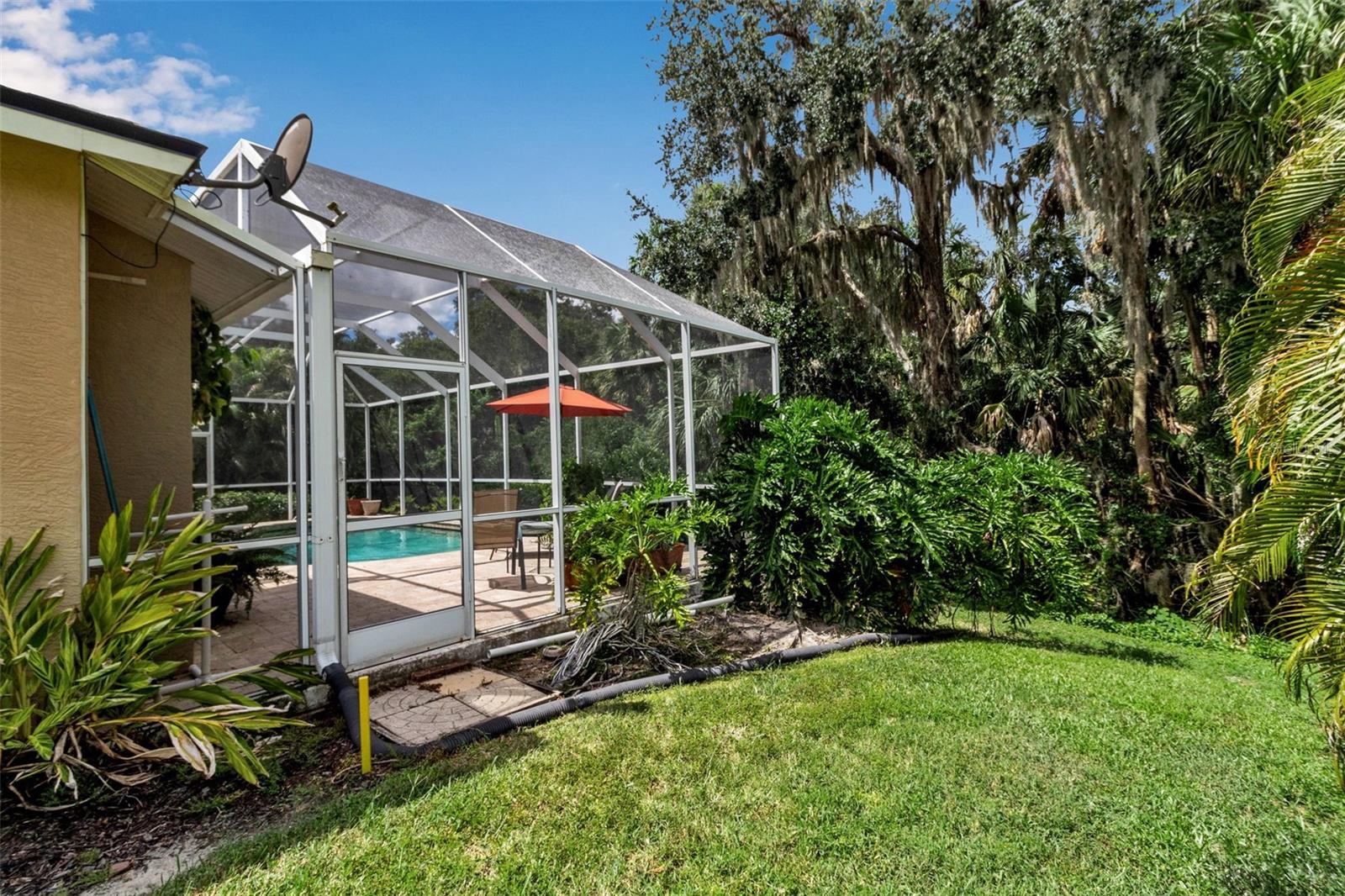 CARLYLE AT VILLAGES OF PALM-AIRE - Residential