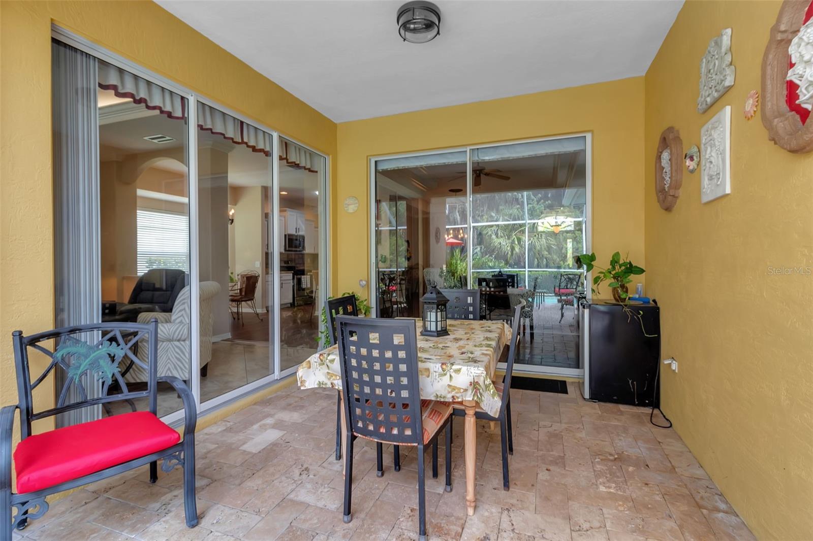 CARLYLE AT VILLAGES OF PALM-AIRE - Residential