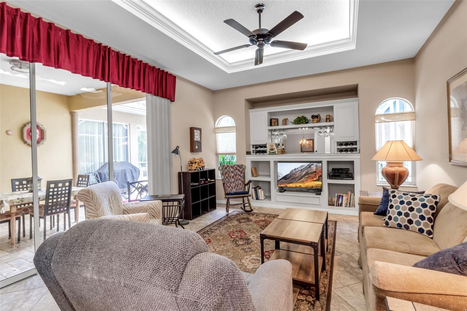 CARLYLE AT VILLAGES OF PALM-AIRE - Residential