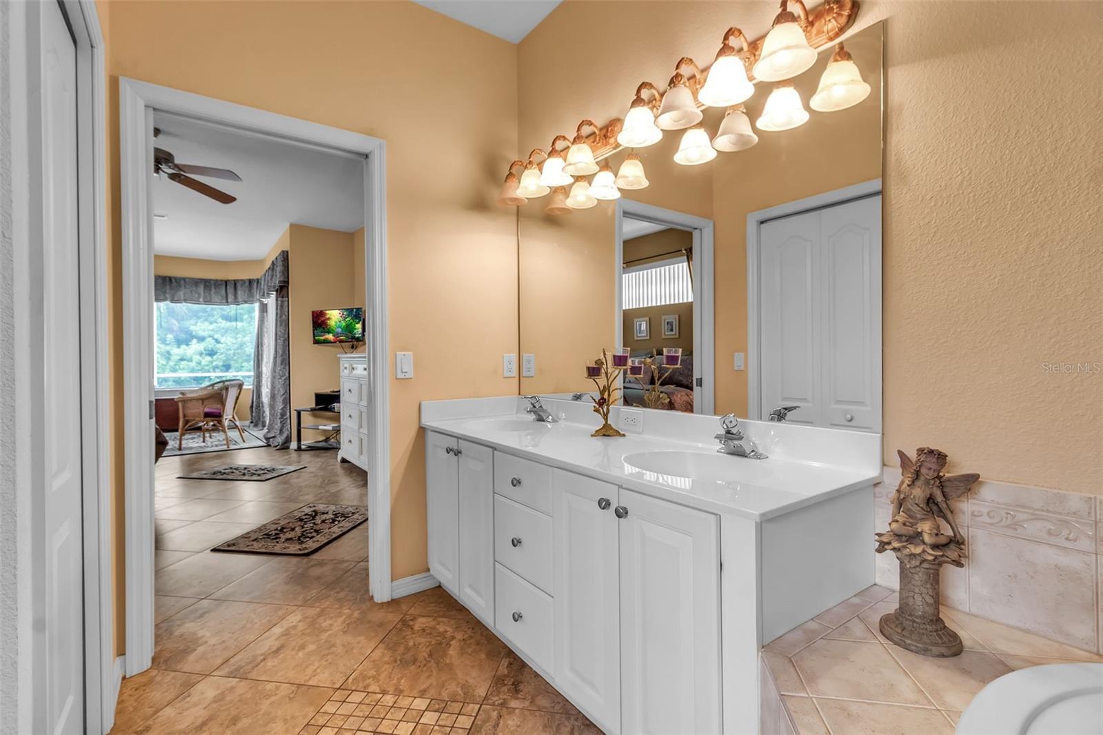 CARLYLE AT VILLAGES OF PALM-AIRE - Residential
