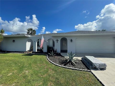 A home in PORT CHARLOTTE