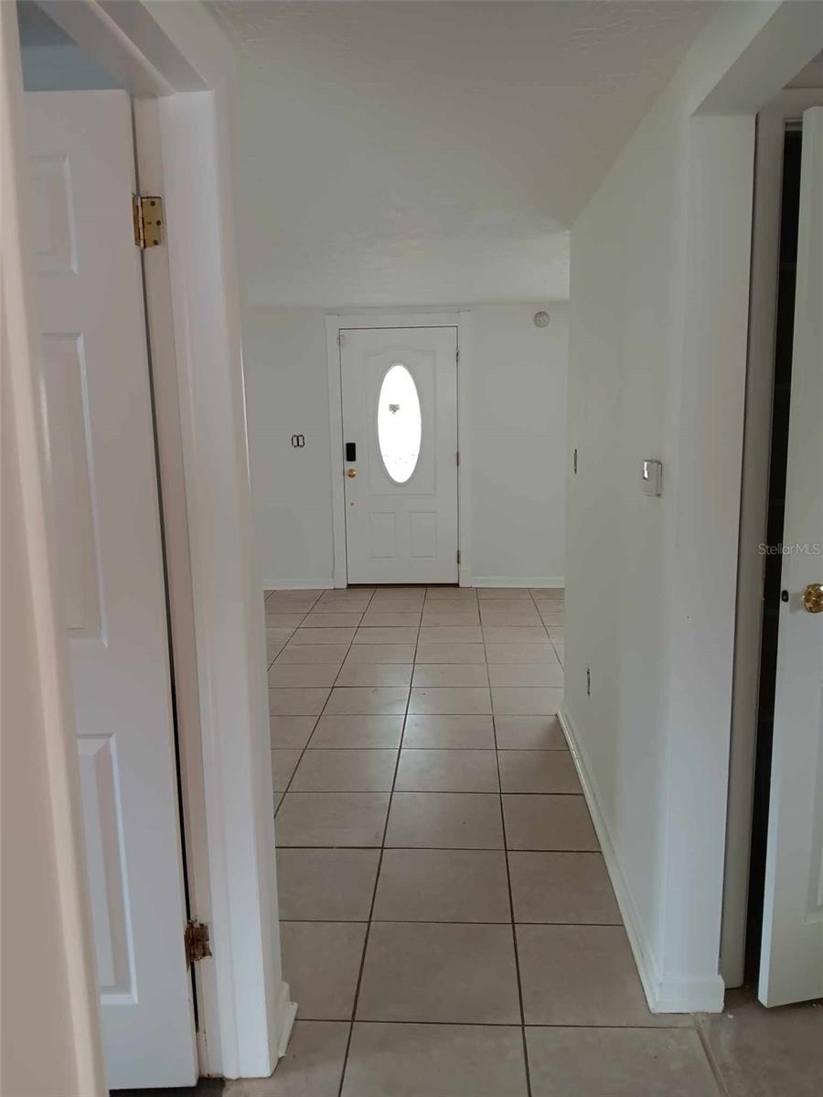 TAHITIAN HOMES - Residential Lease