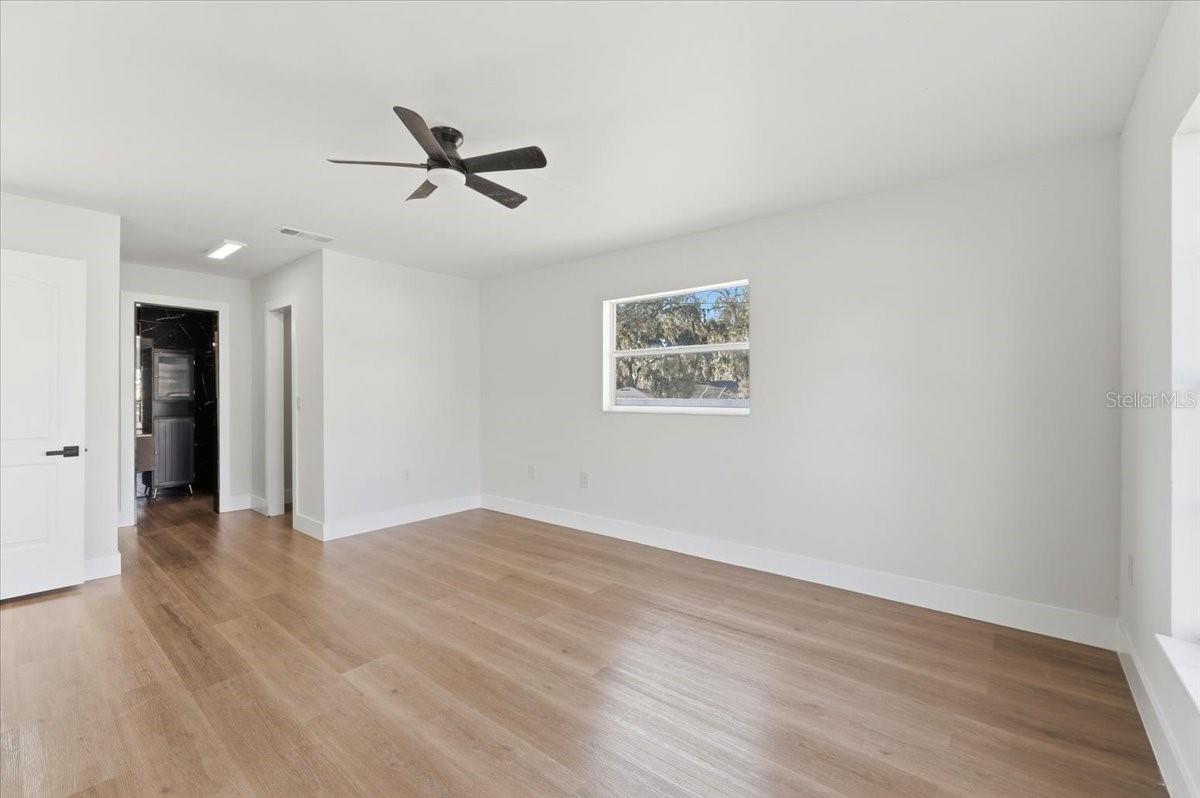 CHRISTINA SHORES - Residential