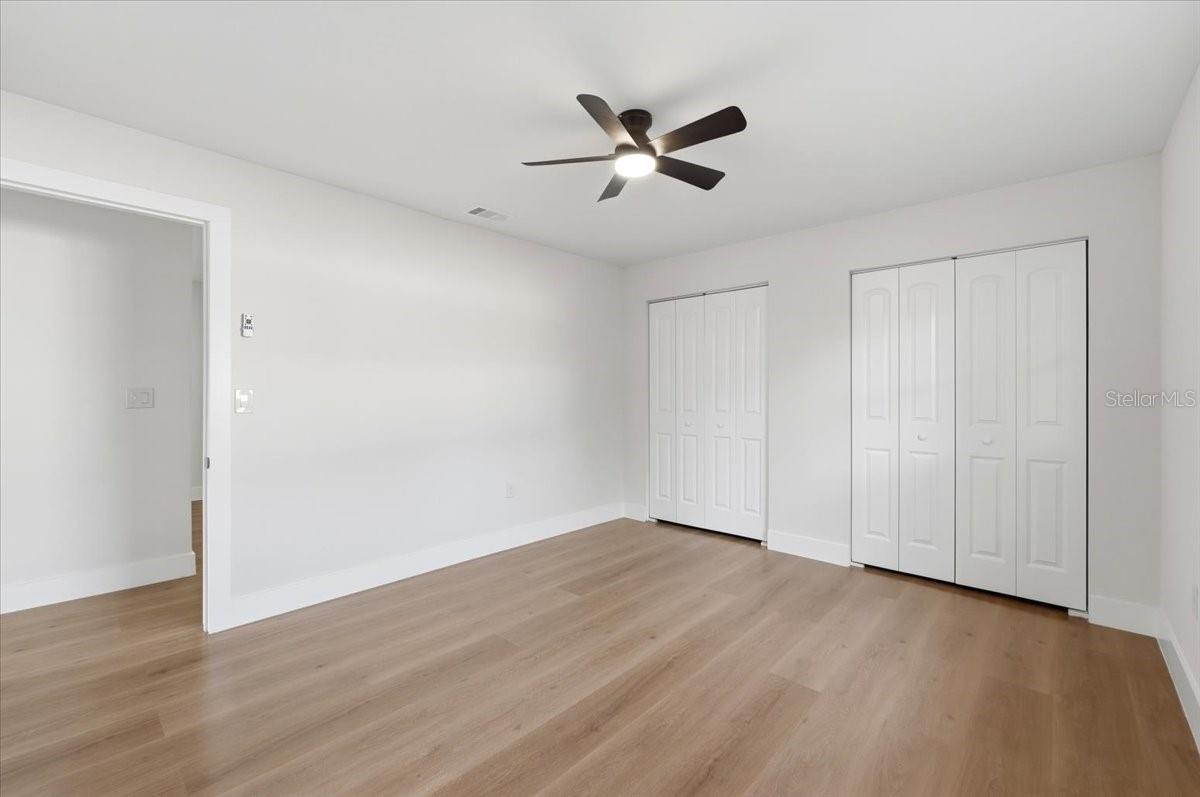 CHRISTINA SHORES - Residential