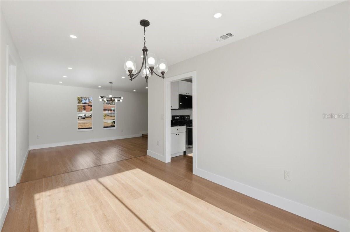 CHRISTINA SHORES - Residential