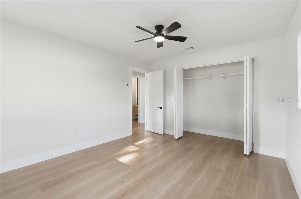 CHRISTINA SHORES - Residential