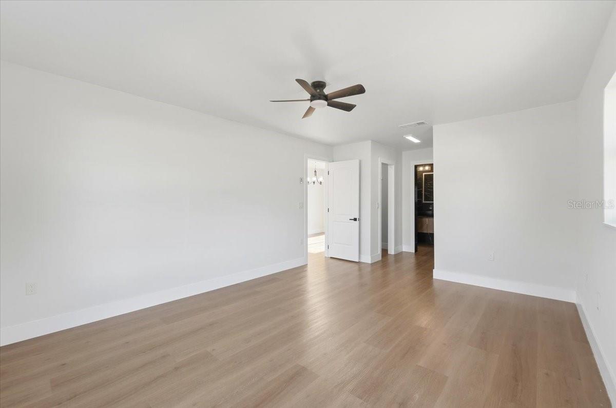 CHRISTINA SHORES - Residential