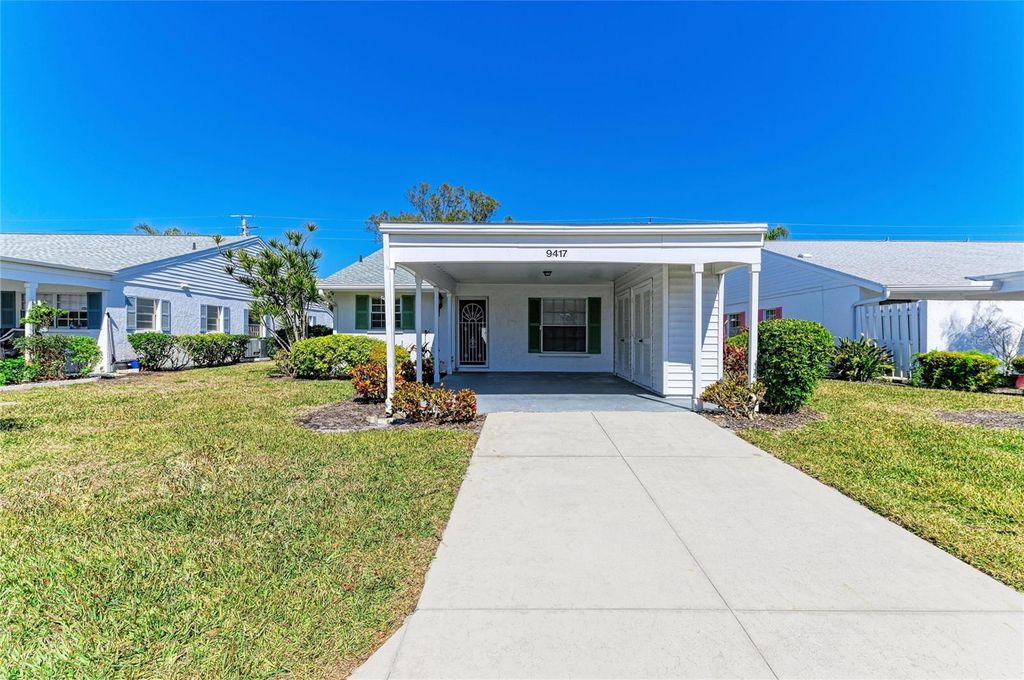 Photo of 9417 Kingston Drive #9417, Bradenton, FL 34210 (MLS # A4682266)