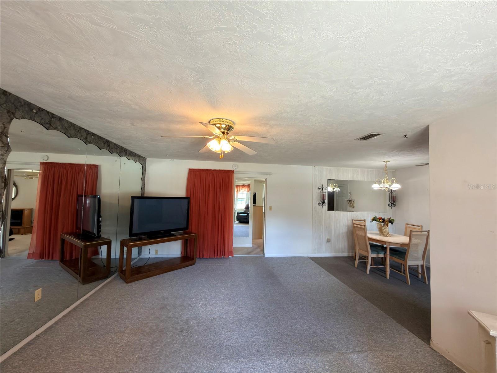 INVERNESS HIGHLANDS WEST - Residential