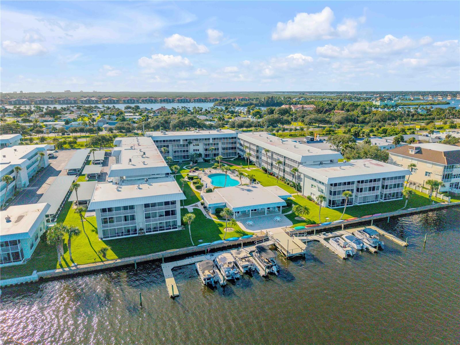 315 N CAUSEWAY C304