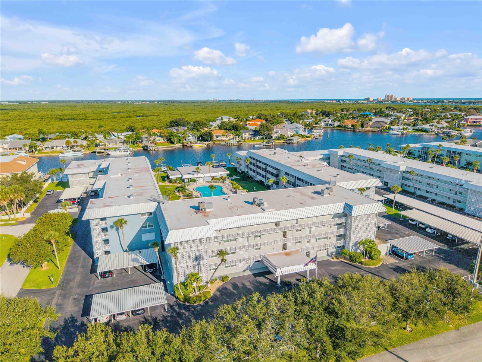 315 N CAUSEWAY C304