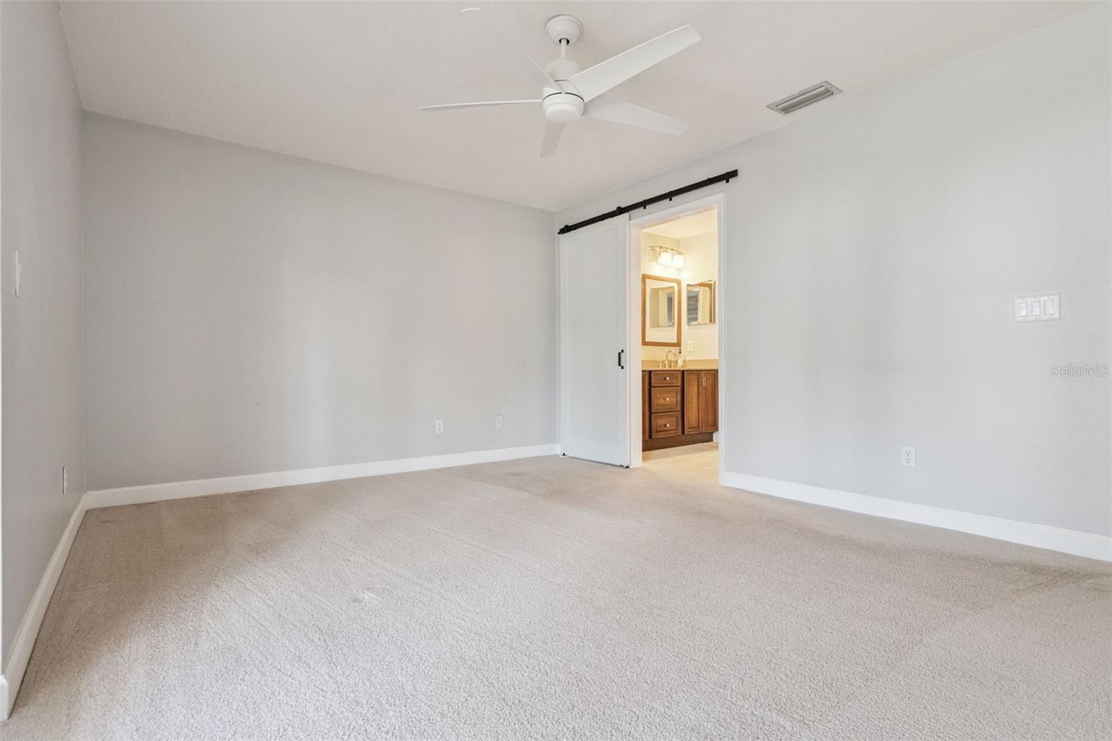 SILVER WOODS PH 03 - Residential