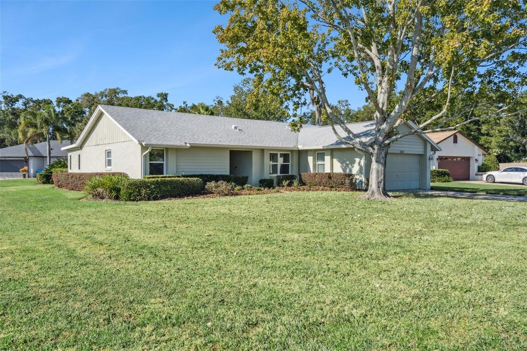 Photo of 4818 Breezy Palms Court, Windermere, FL 34786 (MLS # O6360779)