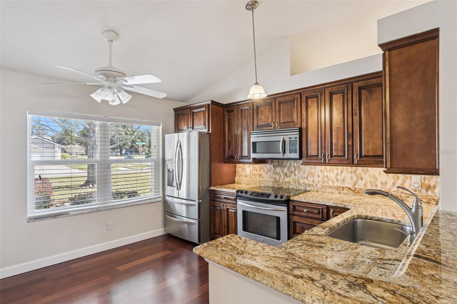 SILVER WOODS PH 03 - Residential